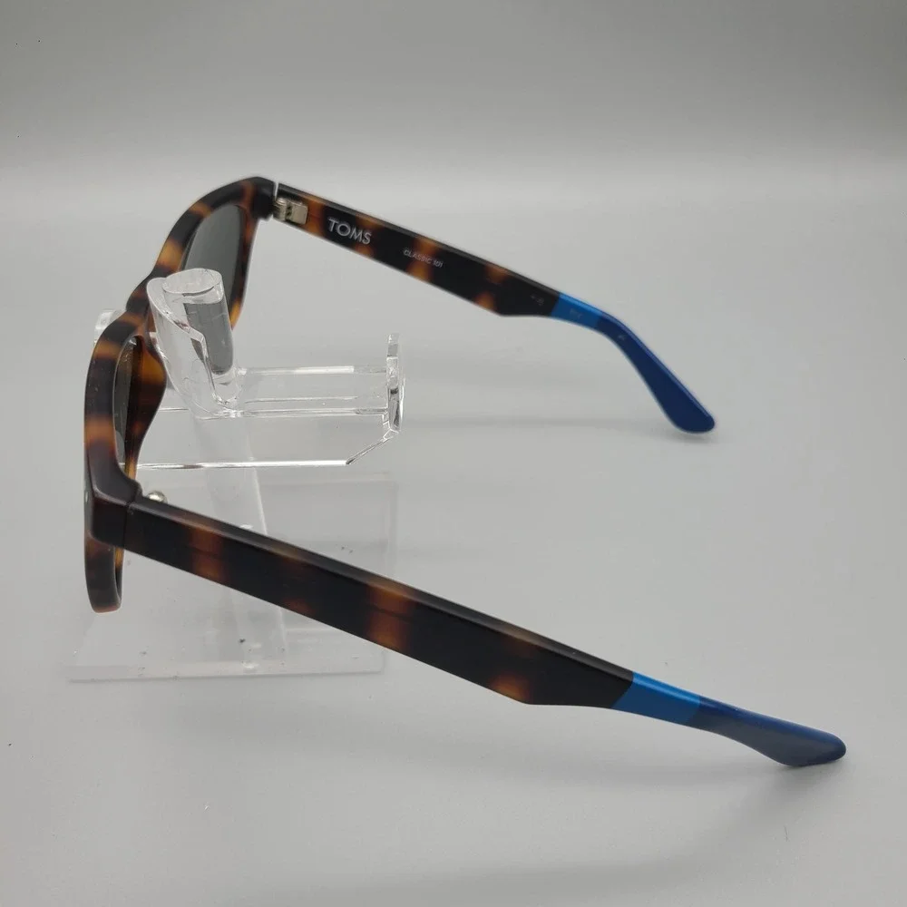 TOMS Classic 101 Sunglasses Matte Tortoise Blue S001-023-03 Made in Italy